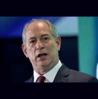 Ciro Gomes formaliza filiação ao PSDB