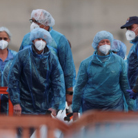 Evacuation begins of hantavirus ship
