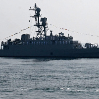 US submarine sinks Iranian warship in Indian Ocean