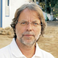 15 Aquietar - Mudança de Idade, Mia Couto