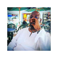 5926 Central with La Zambia and Queeny