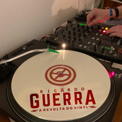 A Revolta Do Vinyl | Ricardo Guerra