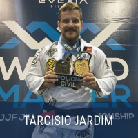 EP 15: Vencendo Desafios Com Tarcisio Jardim