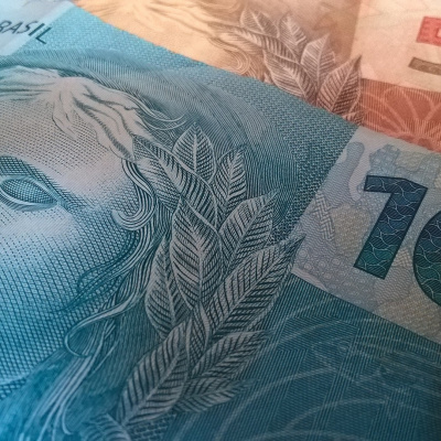 Economia De Quarta - Monica De Bolle