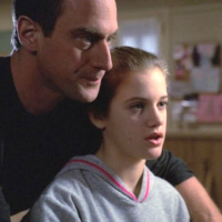 SVU: There are pedophiles in the chat rooms!!!!