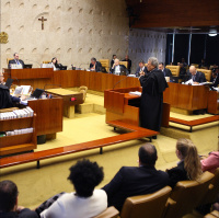 Tem muita gente sem argumento falando besteira sobre a decisão do STF