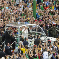 Política em MG após a morte do Papa e medalha da Inconfidência