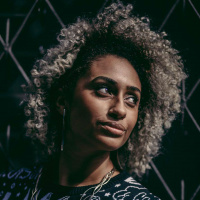 034 - Carol Anchieta: feminismo negro, um projeto experimental na TV e caminhos possíveis na comunicação