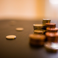 Investimento no Brasil ainda é baixo, mas esboça reação