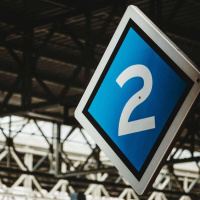 435 - Aprendendo duas línguas ao mesmo tempo? Vem cá escutar!