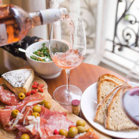 412 - E que tal um vinhozinho?