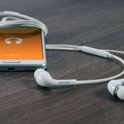 Inglês Nu E Cru Rádio