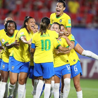 Seleção feminina jogou muito mais que imaginávamos na Copa, destaca Escobar