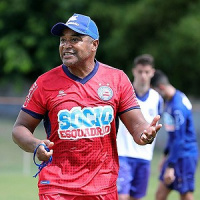 Torcedor do Bahia tem motivos para ser otimista, destaca Escobar