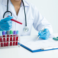 (65) Proteínca C reativa, procalcitonina e ecografia na MGF