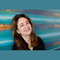 Mariza Tavares lança livro sobre longevidade: nunca é tarde para criar a sua melhor versão