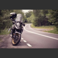 Prefeitura do Rio prevê pontos de apoio para mototaxistas e entregadores entenda