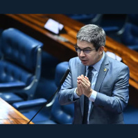 Nunca vi um lobby tão poderoso no Congresso, diz Randolfe Rodrigues sobre taxação das bets