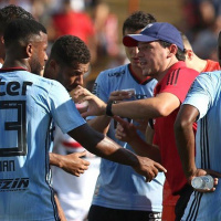 Resultado foi importante para técnico do São Paulo ser menos criticado