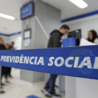 Os aposentados e pensionistas que ganharam ações contra o INSS mas não sacaram os recursos há mais de dois anos podem reaver o dinheiro