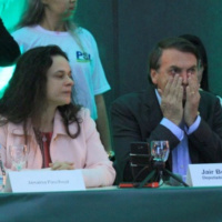 Bolsonaro diz que há 50% de chance de Janaína ser sua vice