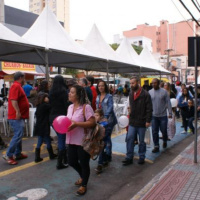 Em Barra Mansa, a prefeitura promoveu o “Domingo de Compras”.