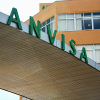 Anvisa aprova uso emergencial de medicamento para covid-19