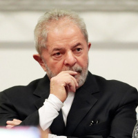 PT desafia lei para registrar Lula hoje, mas já planeja substituição