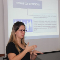 Campus Tangerinal Forma primeira aluna surda