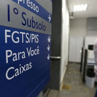 Trabalhadores da iniciativa privada sem limite de idade com direito a cotas do PIS já conseguem verificar quanto possuem de saldo para sacar