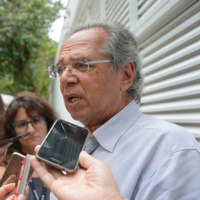 Futuro governo não vai renegociar a dívida pública, garante Paulo Guedes