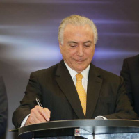 Temer regulamenta MP de incentivos fiscais para setor automotivo