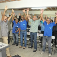 Os rodoviários de Volta Redonda e Região estão sendo convocados pelo Sindicato da categoria para nova assembleia que vai acontecer hoje, às 19h30min, em segunda convocação, na sede do Sindicato na Avenida Sete de Setembro, 144, no bairro Aterrado.