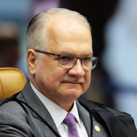 Fachin autoriza quebra de sigilo de ministros