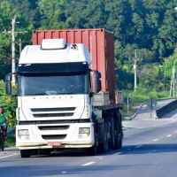 Governo volta atrás após anunciar nova tabela do frete