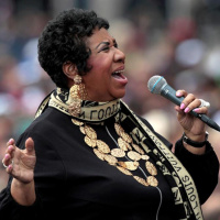 Aretha Franklin morre aos 76 anos