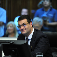 O Descaso das Empresas de Telecomunicações no Paraná e no Brasil