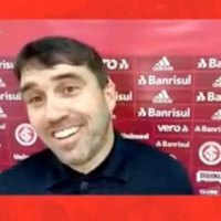 Vermelho Podcast - Resenha