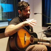 Sabe Aquela Música? #29: Lucas Silveira (Fresno) - Alguém Que Te Faz Sorrir