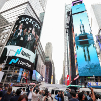 SpaceXs lift-off moment stalls