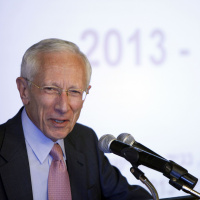 Stanley Fischer resigns as Fed vice-chairman