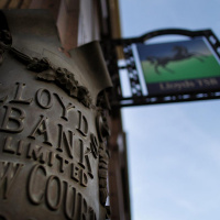 Lloyds boosts UK credit card business with MBNA deal