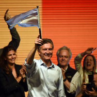 Argentina heads for presidential run-off