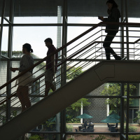 Banks vie with tech for MBA graduates