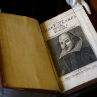 Why Shakespeares plays live on