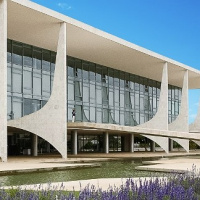 Momento político pode nos levar a uma ruptura institucional