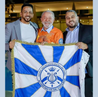 Justiça Federal rejeita ação contra enredo que homenageia Lula em escola de samba do Rio