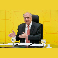 Alckmin diz que deixará ministério em 4 de abril para disputar eleições