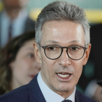 Zema defende reforma da Previdência e diz que vai acabar com gastança exagerada do governo se eleito