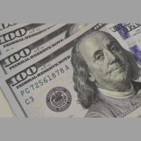 AGU pede que STF investigue investimentos suspeitos antes de anúncio de tarifaço de Trump